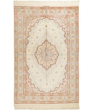 Ghom Silk 