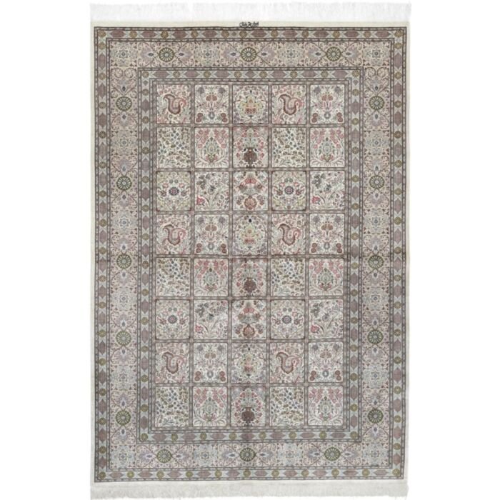 Ghom Silk