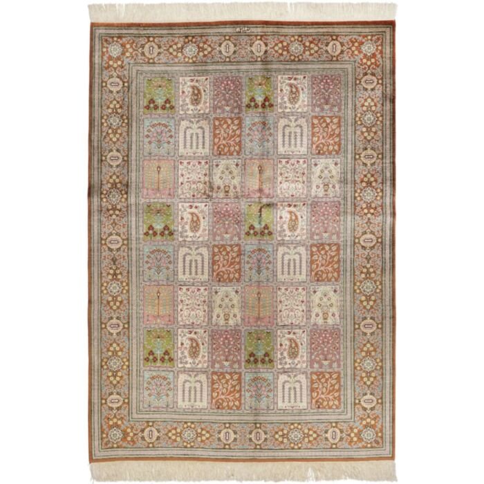 Ghom Silk 