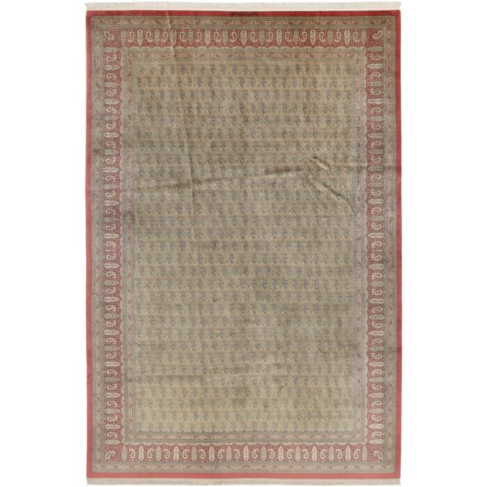 Ghom Silk 
