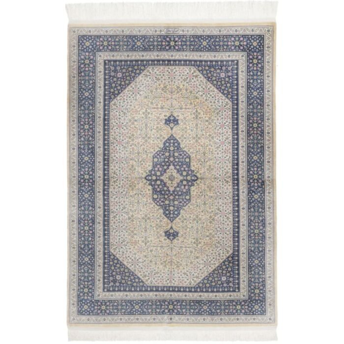 Ghom Silk Fine