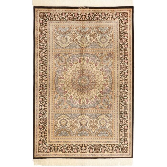 Ghom Silk 