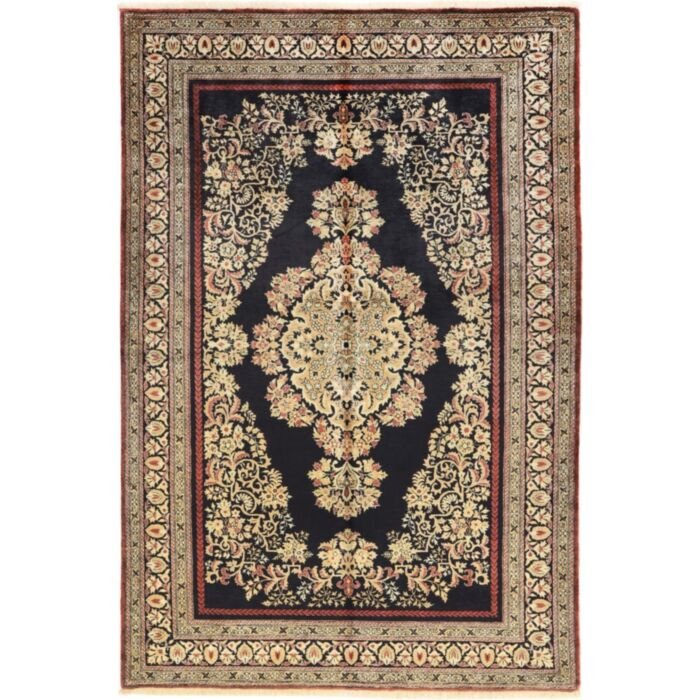 Ghom Silk