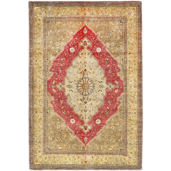Ghom Silk