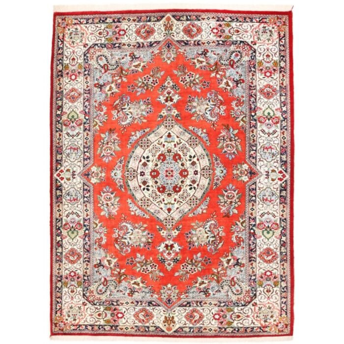 Ghom Silk