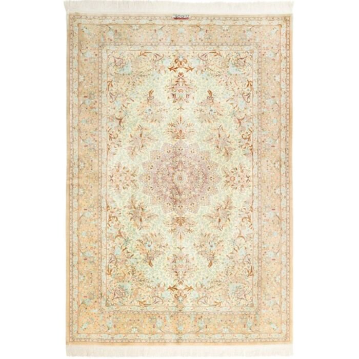 Ghom Silk 